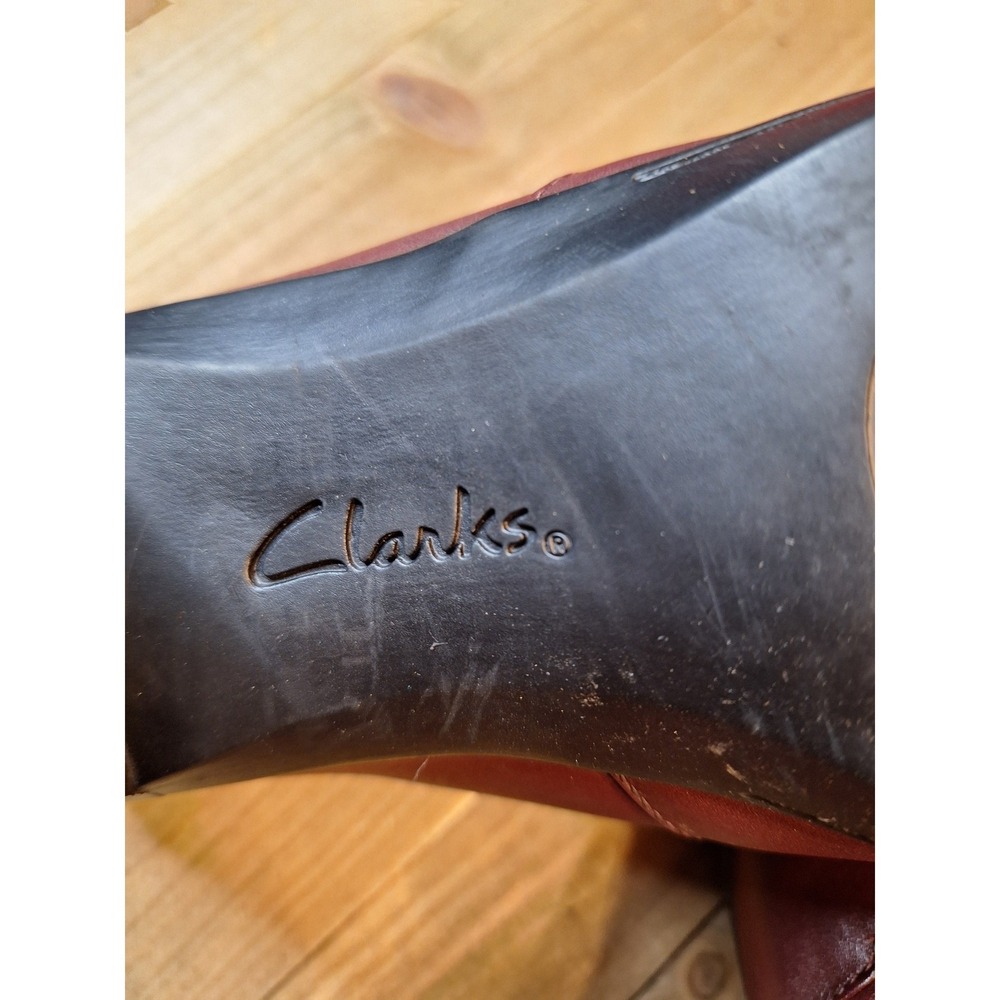 Clarks Bendables Burgundy Leather Pleated Vamp Block Heel Pumps Shoes Womens 8M - Picture 7 of 11